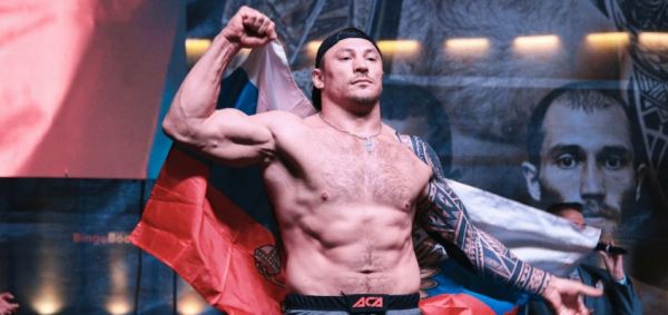 Евгений Гончаров получил бонус за нокаут в бою с Тони Джонсоном