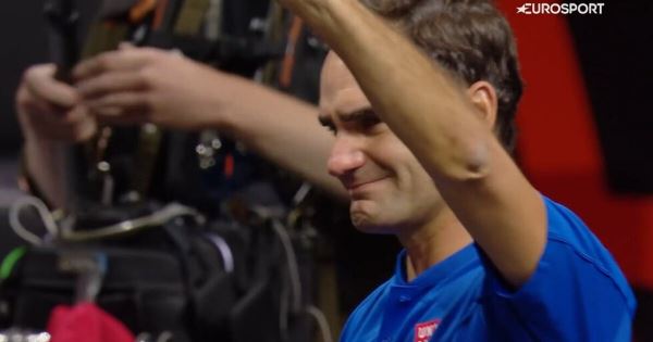Федерер и Надаль плакали после матча, который стал последним в карьере швейцарца 