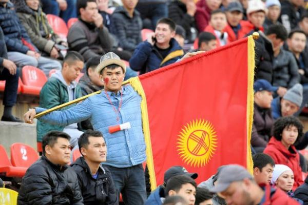 <br />
        В Киргизии может быть введено военное положение. Через неделю сборная России должна провести матч в Бишкеке
<p>	