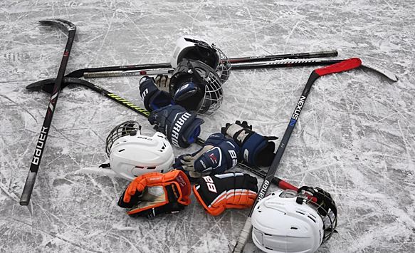 В Нижегородской области во время матча скончался хоккеист